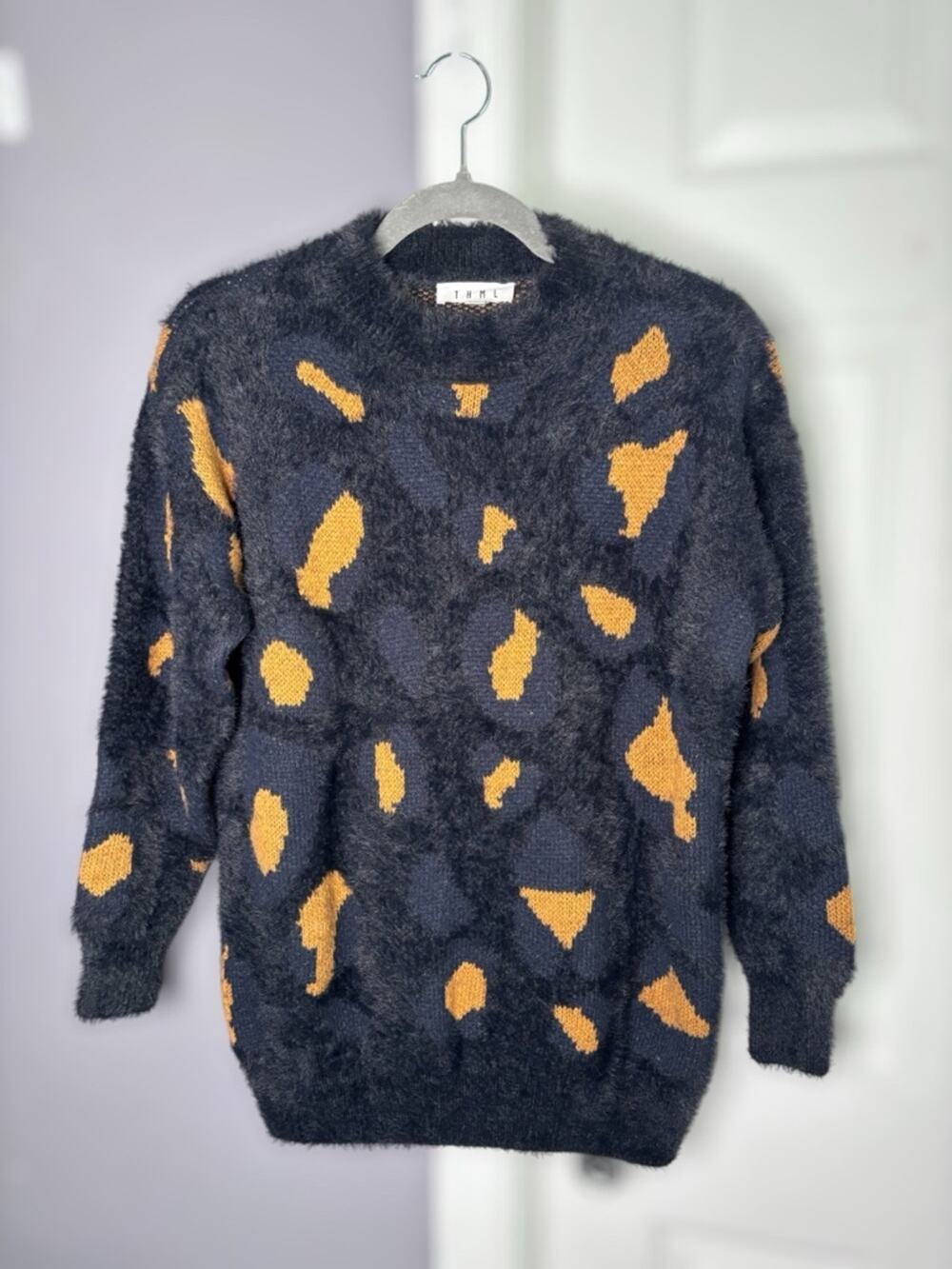 THML Navy Blue Heavy Sweater Gold Black Print Small